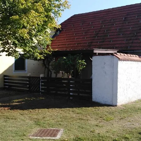 Apartment Perspekta 196 *