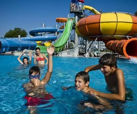 Apartman Perspekta 196 *