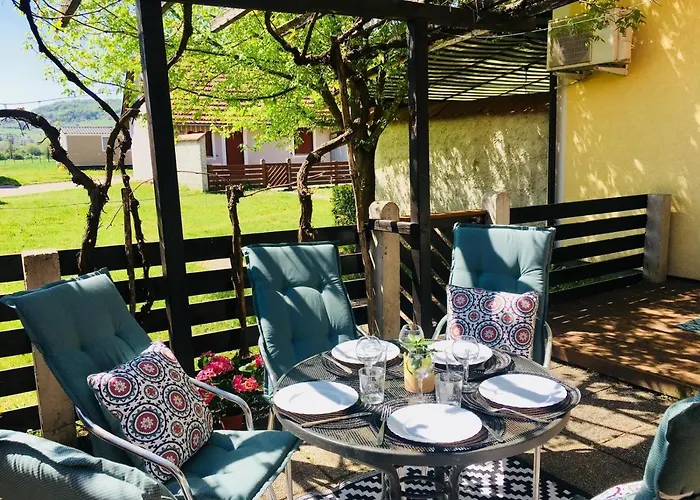 Perspekta 196 * كاتيز أوب سافي